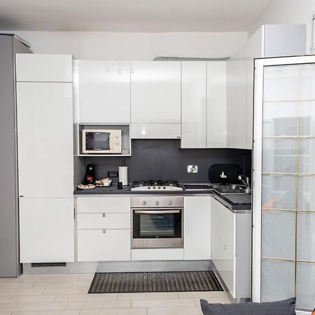Fiumicino Business&Vacation Apt Wifi Bagian luar foto