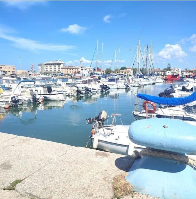 Fiumicino Business&Vacation Apt Wifi Bagian luar foto